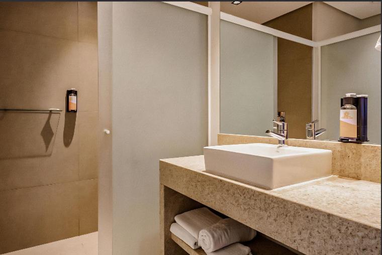 Quarto Hotel Beto Carrero Penha بنها المظهر الخارجي الصورة